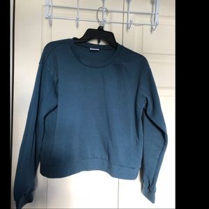 Women’s sweatshirt